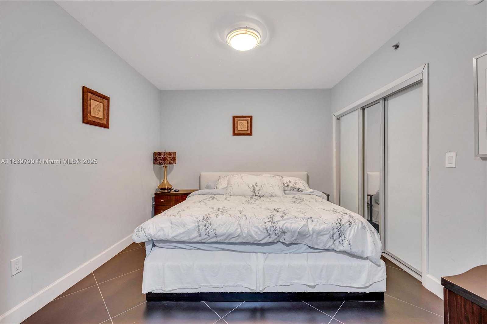 Small Image of 1830 SOUTH OCEAN DR #3709, Hallandale Beach Number 16