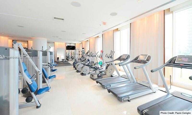 Small Image of 450 ALTON RD #1606, Miami Beach Number 4