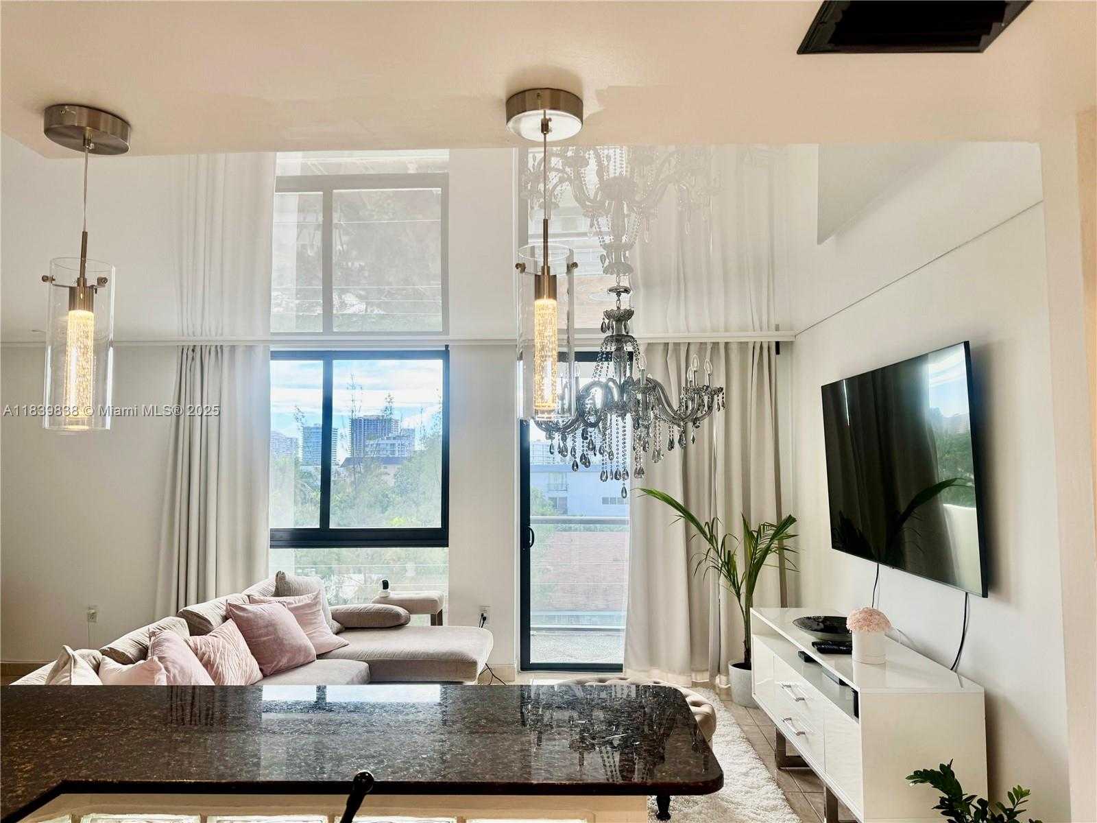 Small Image of 9800 W BAY HARBOR DRIVE #605, Bay Harbor Islands Number 11