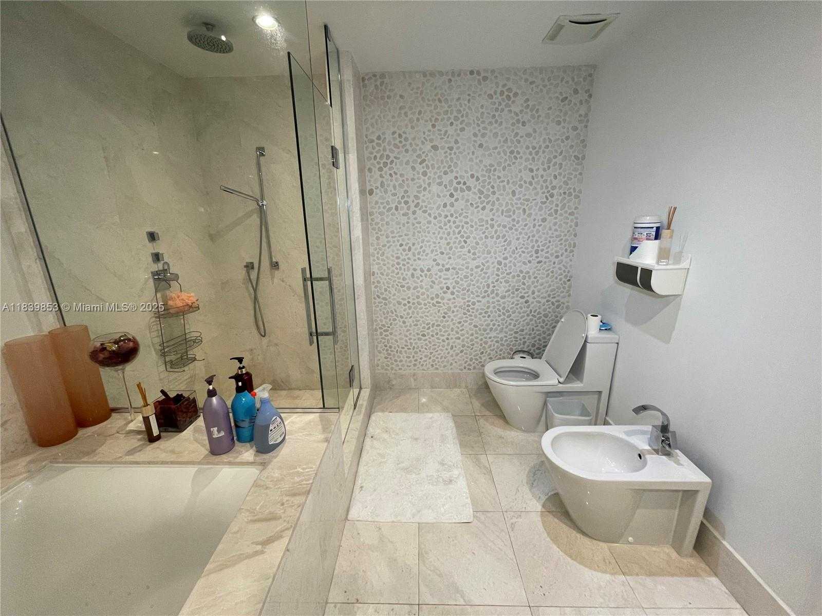 Small Image of 17121 COLLINS AVE #2503, Sunny Isles Beach Number 17