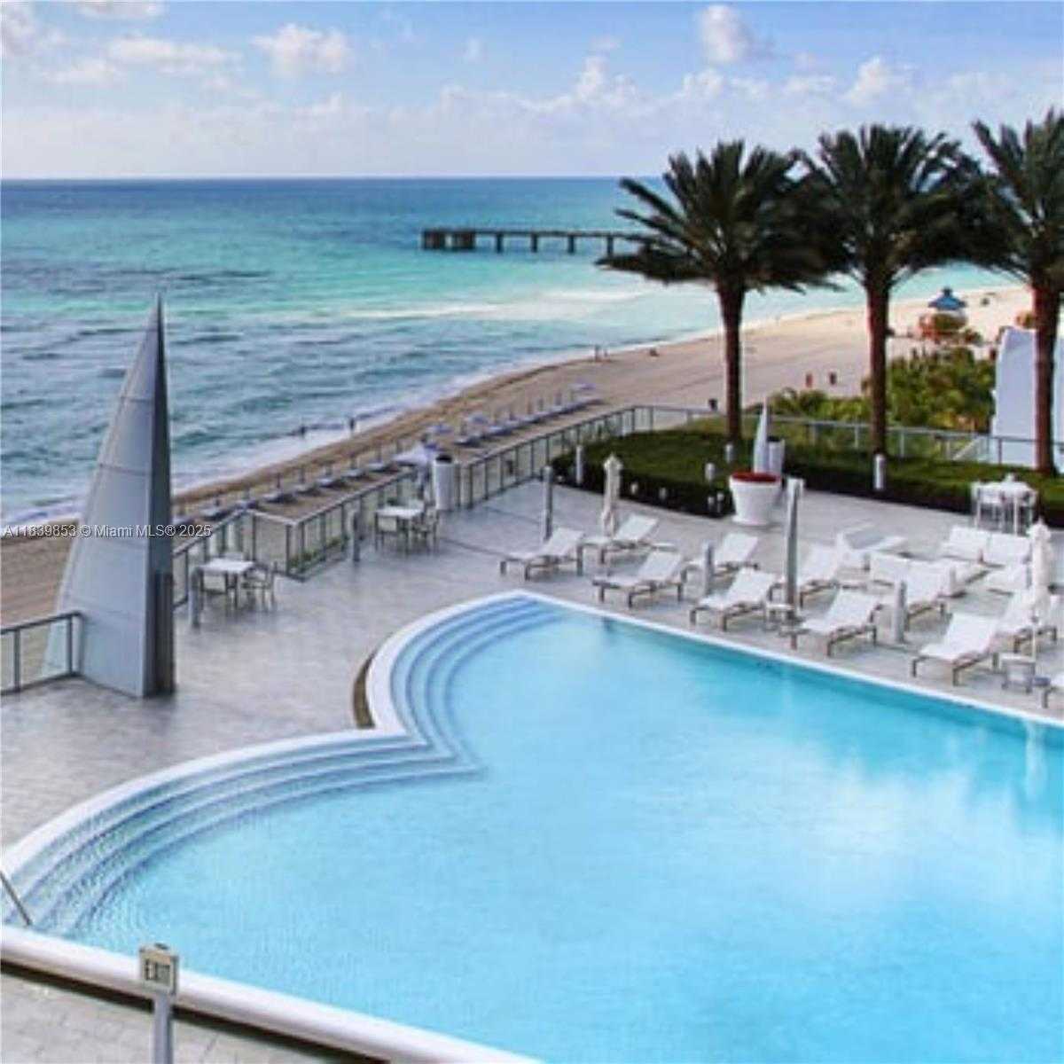 Small Image of 17121 COLLINS AVE #2503, Sunny Isles Beach Number 4