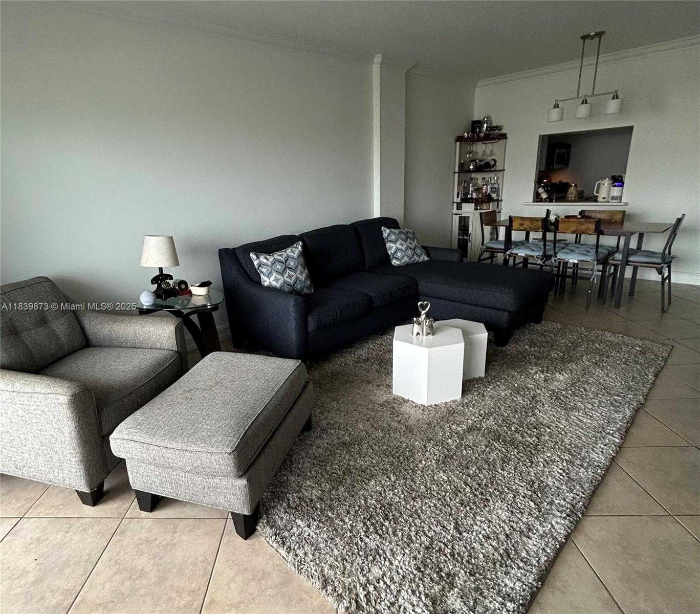 Small Image of 1455 NORTH TREASURE DR #4C, North Bay Village Number 3