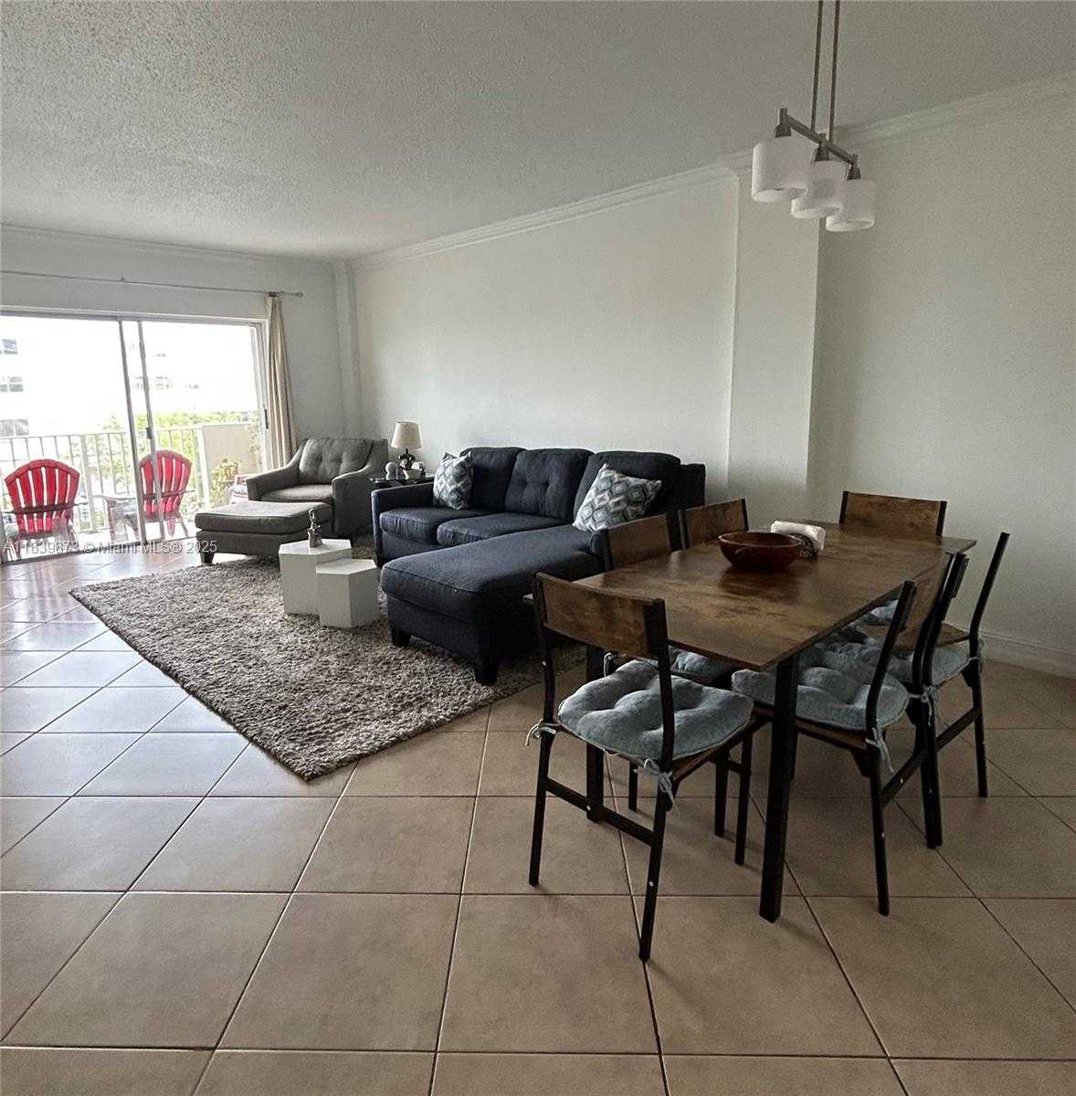 Small Image of 1455 NORTH TREASURE DR #4C, North Bay Village Number 4