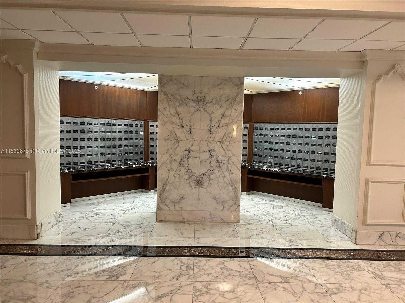 Small Image of 5600 COLLINS AVE #15V, Miami Beach Number 11