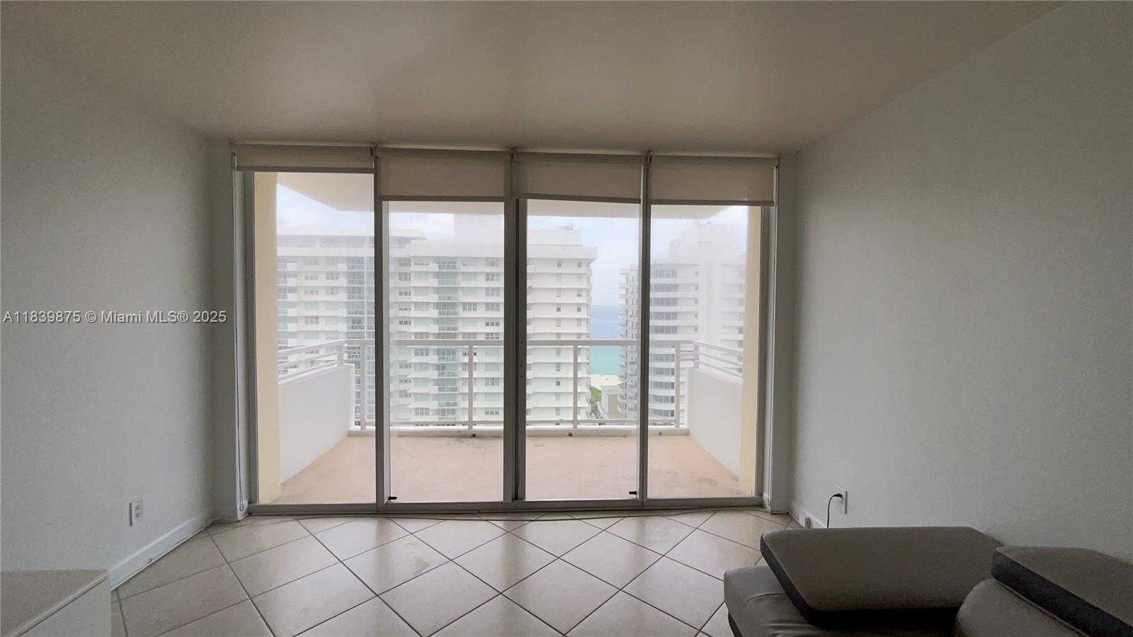 Small Image of 5600 COLLINS AVE #15V, Miami Beach Number 19