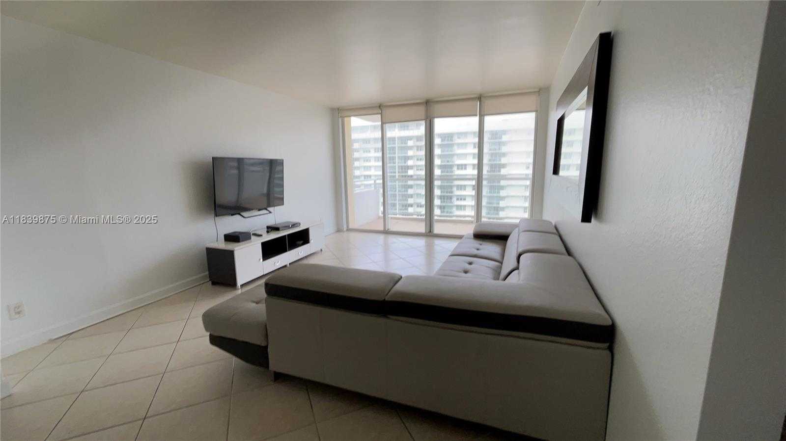 Small Image of 5600 COLLINS AVE #15V, Miami Beach Number 22