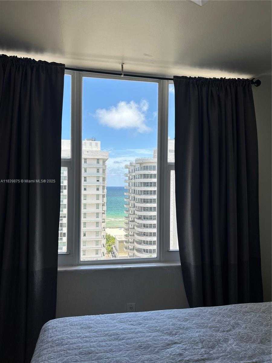 Small Image of 5600 COLLINS AVE #15V, Miami Beach Number 35