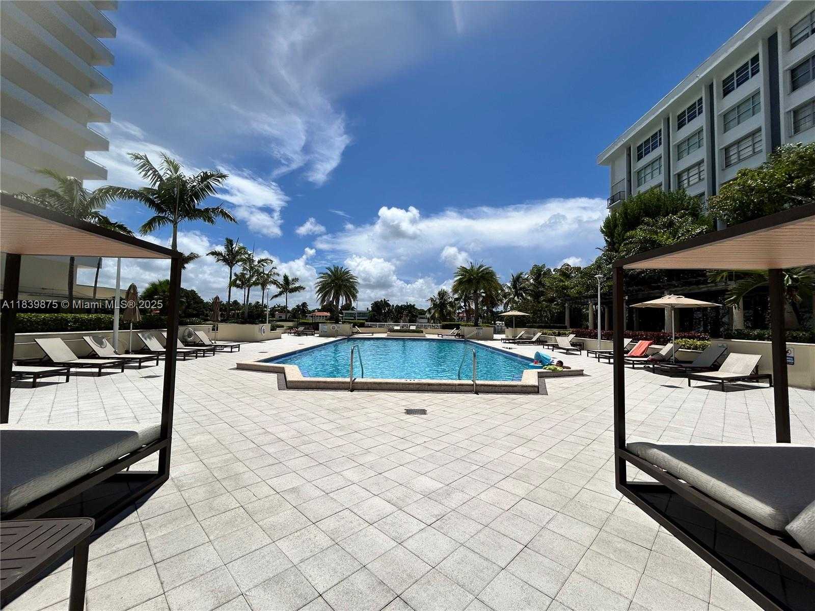 Small Image of 5600 COLLINS AVE #15V, Miami Beach Number 63