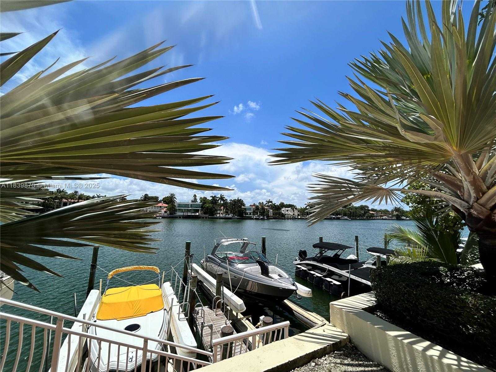 Small Image of 5600 COLLINS AVE #15V, Miami Beach Number 65