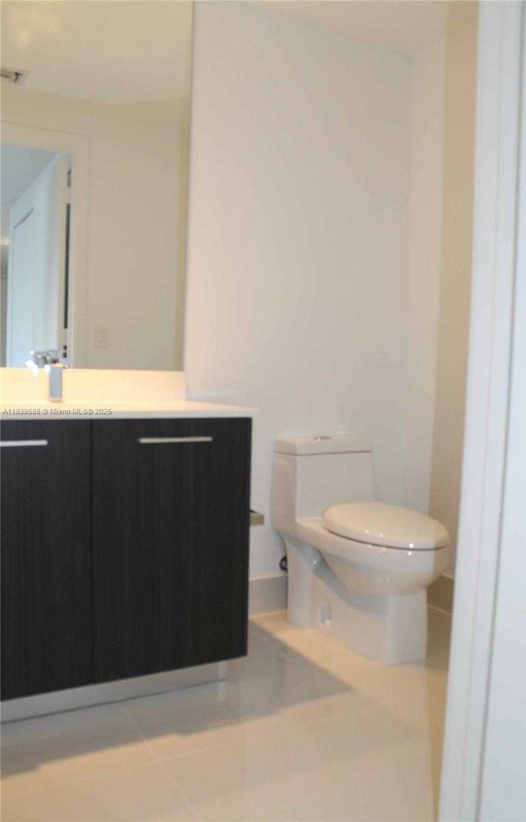 Small Image of 45 SOUTH WEST 9TH ST #2009, Miami Number 22