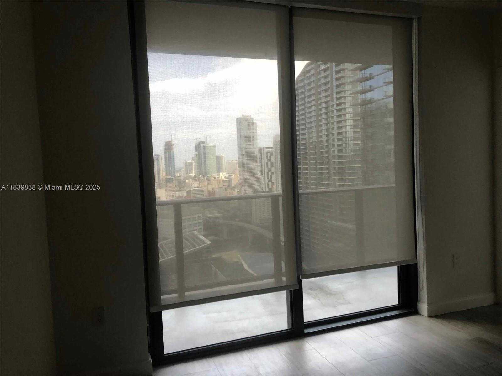 Small Image of 45 SOUTH WEST 9TH ST #2009, Miami Number 6