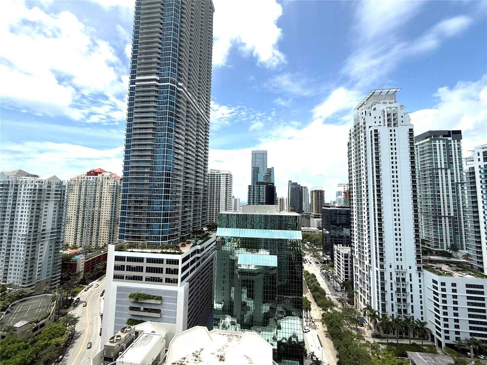 Small Image of 951 BRICKELL AVE #2710, Miami Number 3