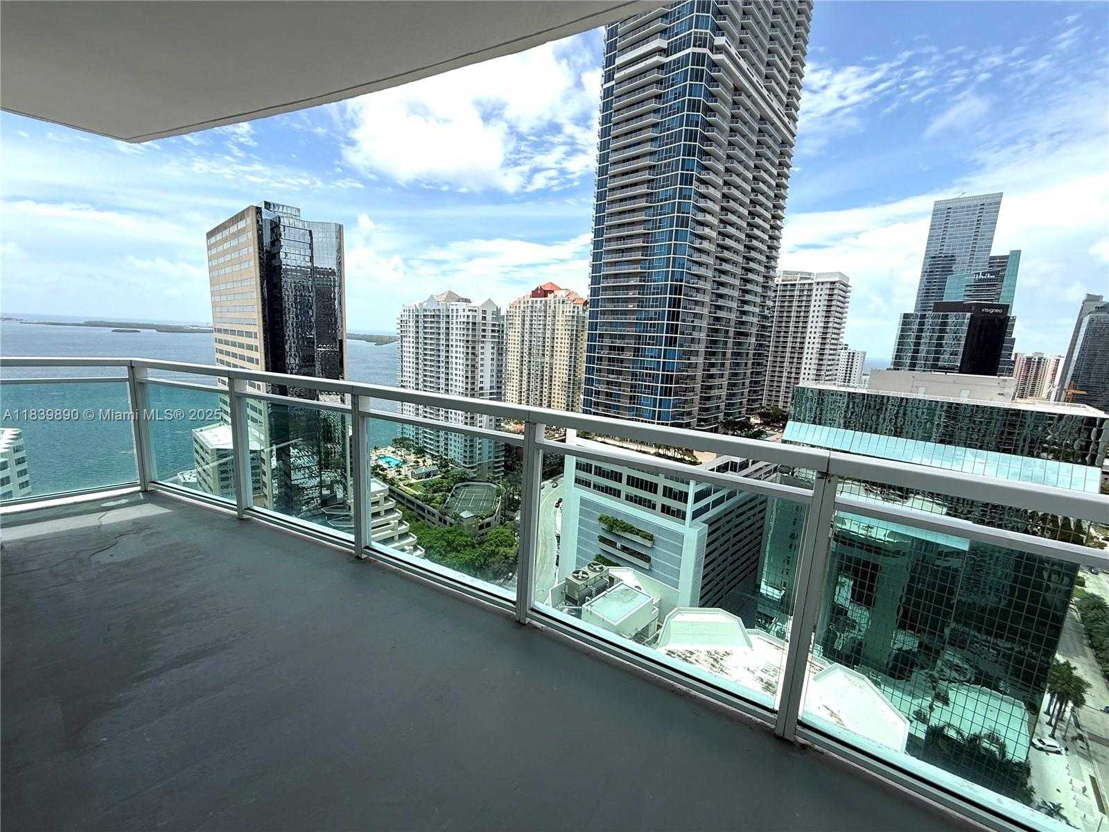 Small Image of 951 BRICKELL AVE #2710, Miami Number 5