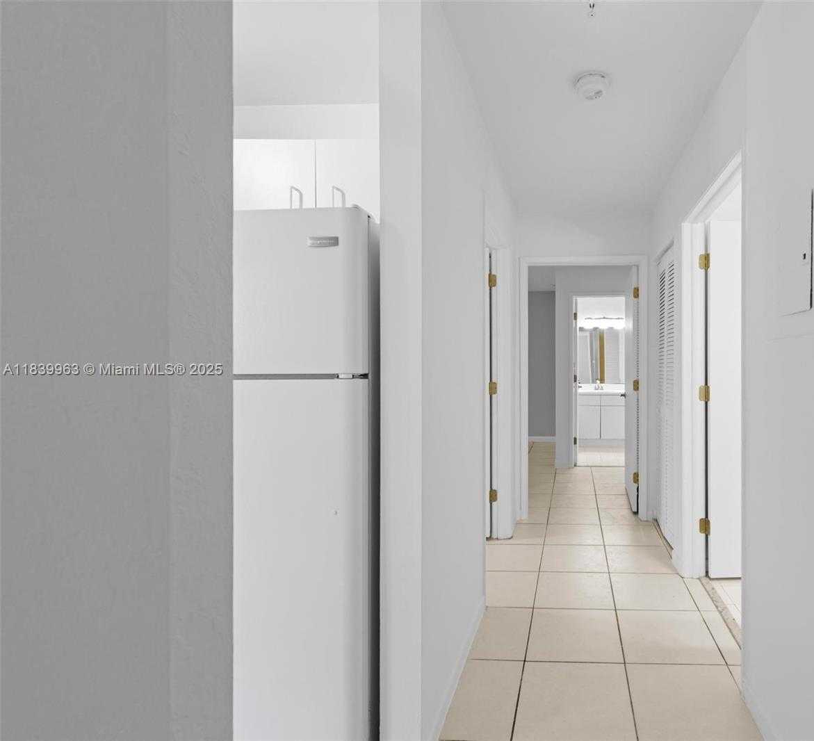Small Image of 1688 WEST AVE #G-08, Miami Beach Number 11