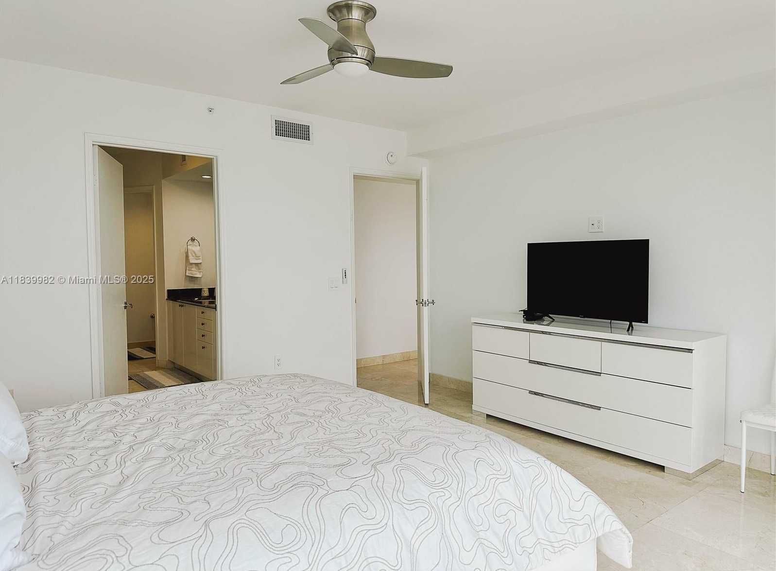 Small Image of 17555 COLLINS AVE #2006, Sunny Isles Beach Number 16
