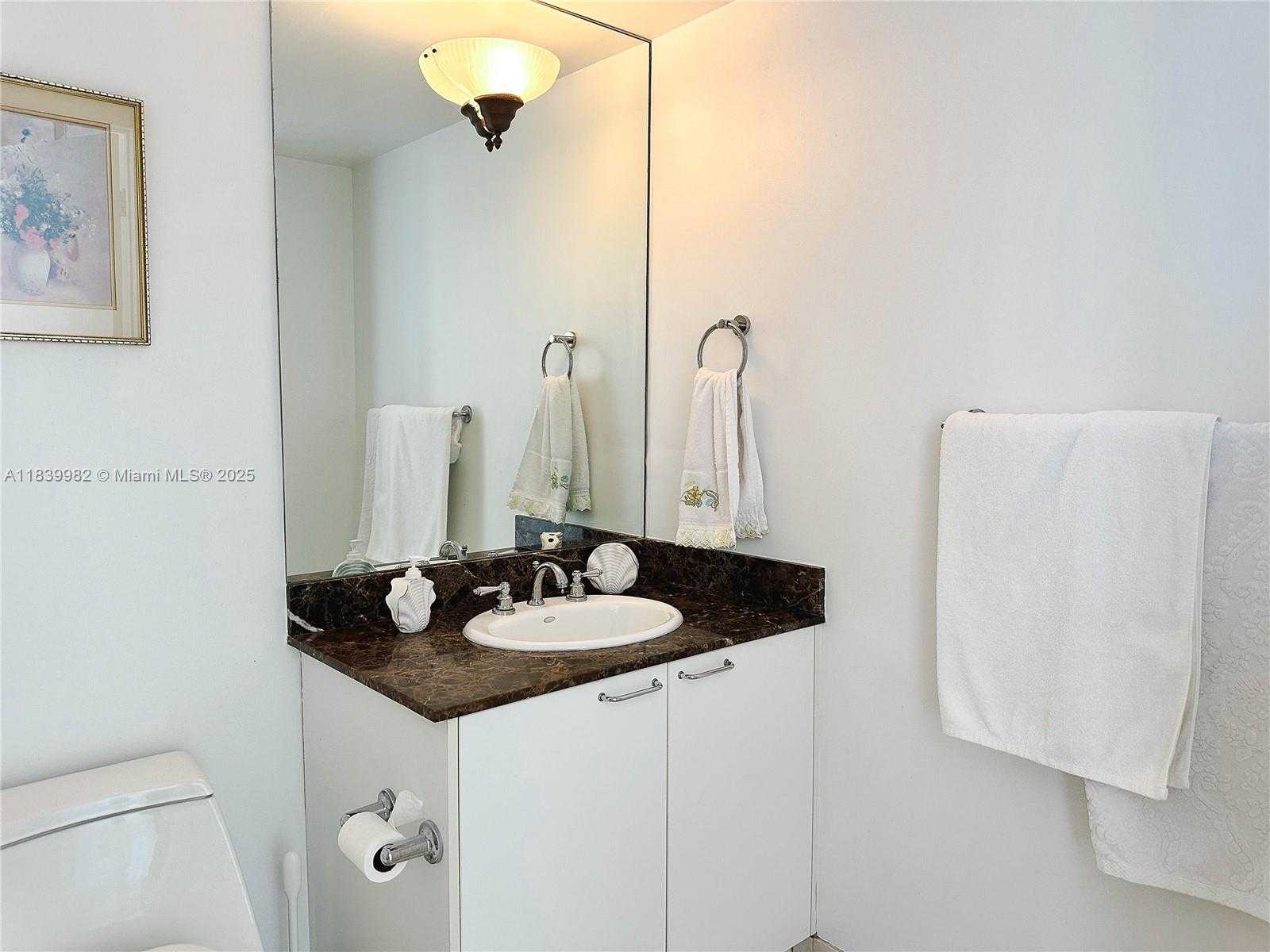 Small Image of 17555 COLLINS AVE #2006, Sunny Isles Beach Number 26