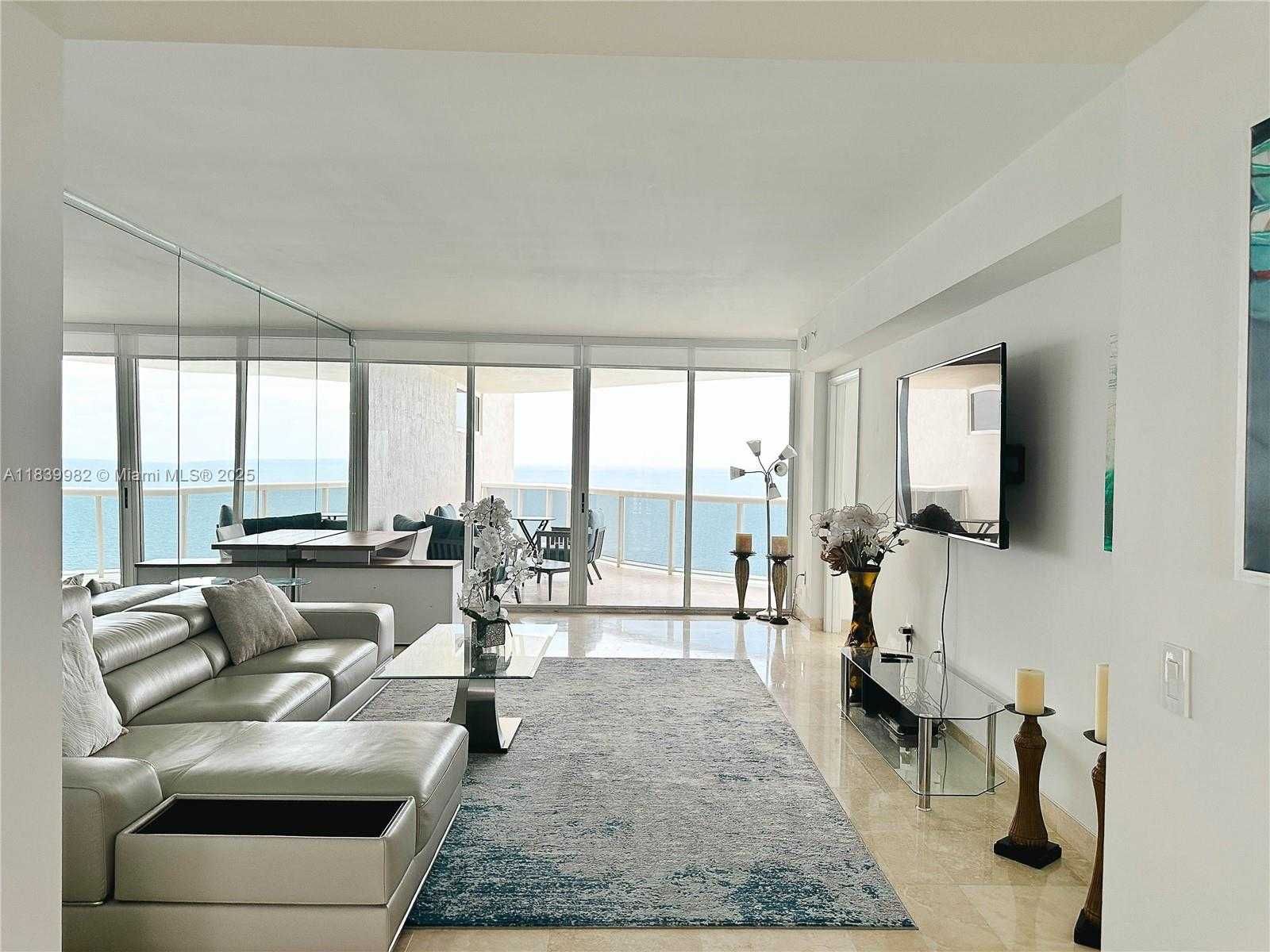 Small Image of 17555 COLLINS AVE #2006, Sunny Isles Beach Number 4