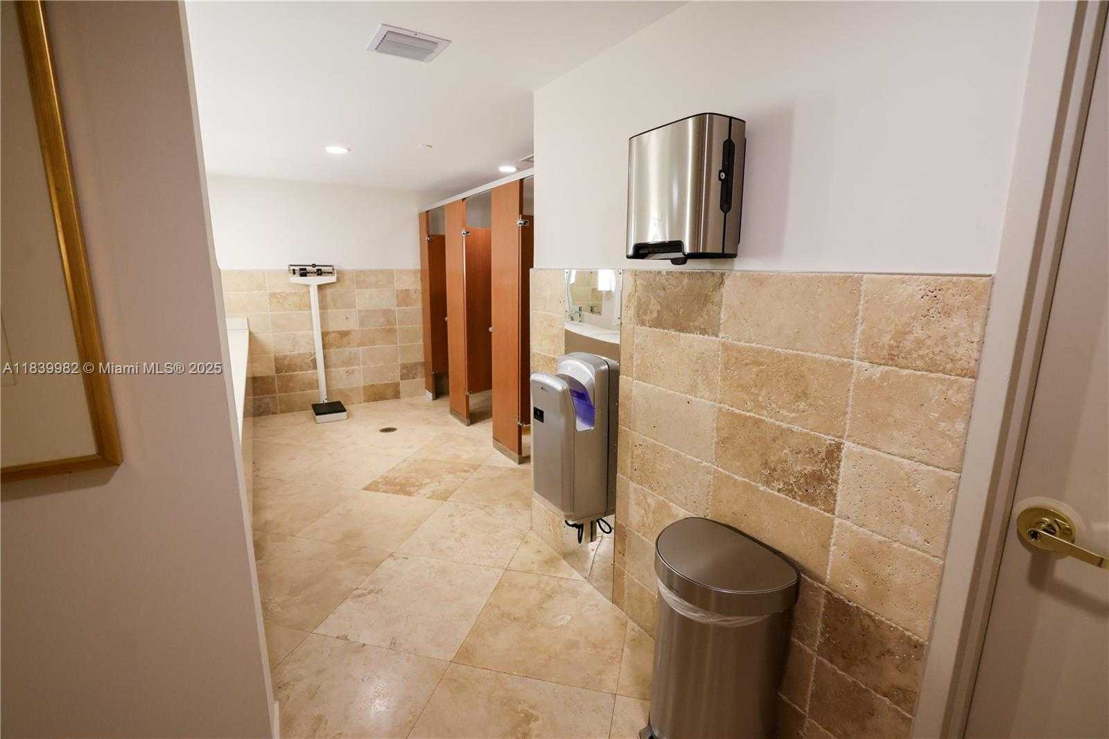 Small Image of 17555 COLLINS AVE #2006, Sunny Isles Beach Number 46
