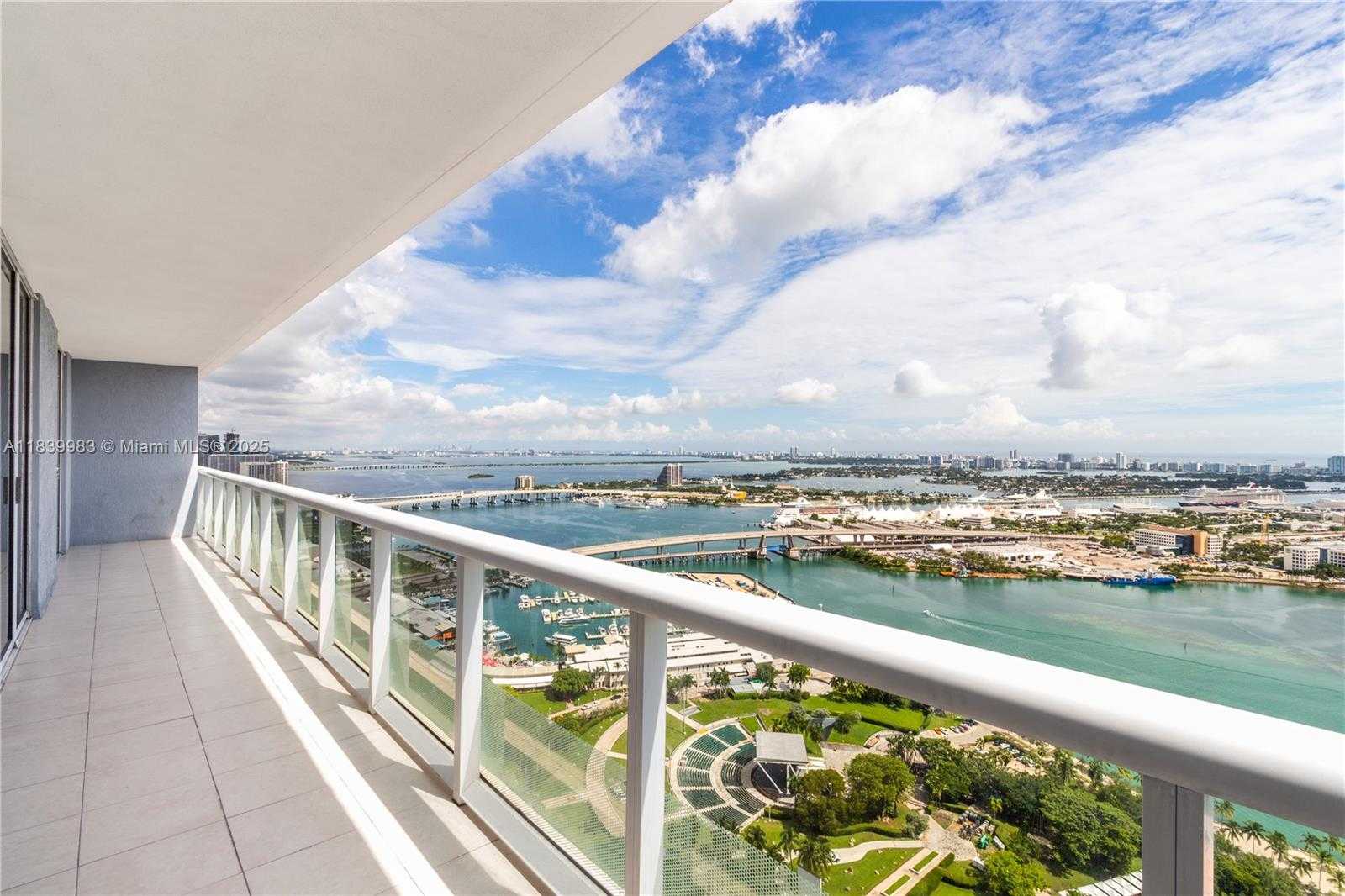 Small Image of 50 BISCAYNE BLVD #4506, Miami Number 6