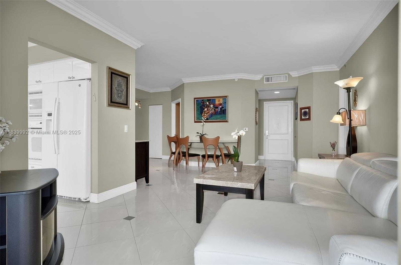 Small Image of 4779 COLLINS AVE #3406, Miami Beach Number 10