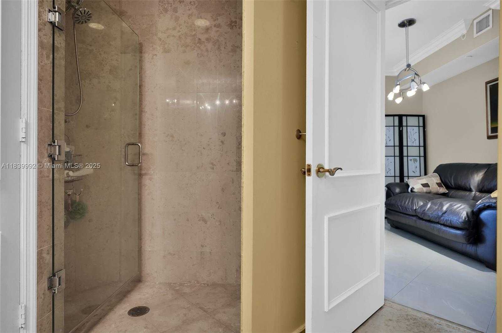Small Image of 4779 COLLINS AVE #3406, Miami Beach Number 19