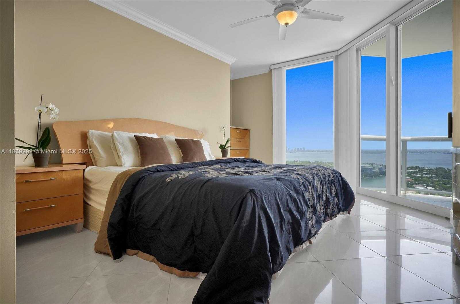 Small Image of 4779 COLLINS AVE #3406, Miami Beach Number 21