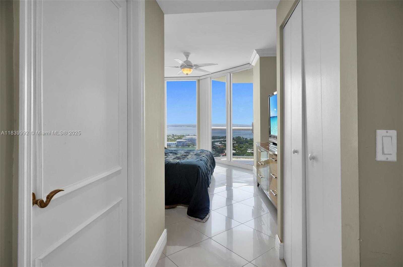 Small Image of 4779 COLLINS AVE #3406, Miami Beach Number 24