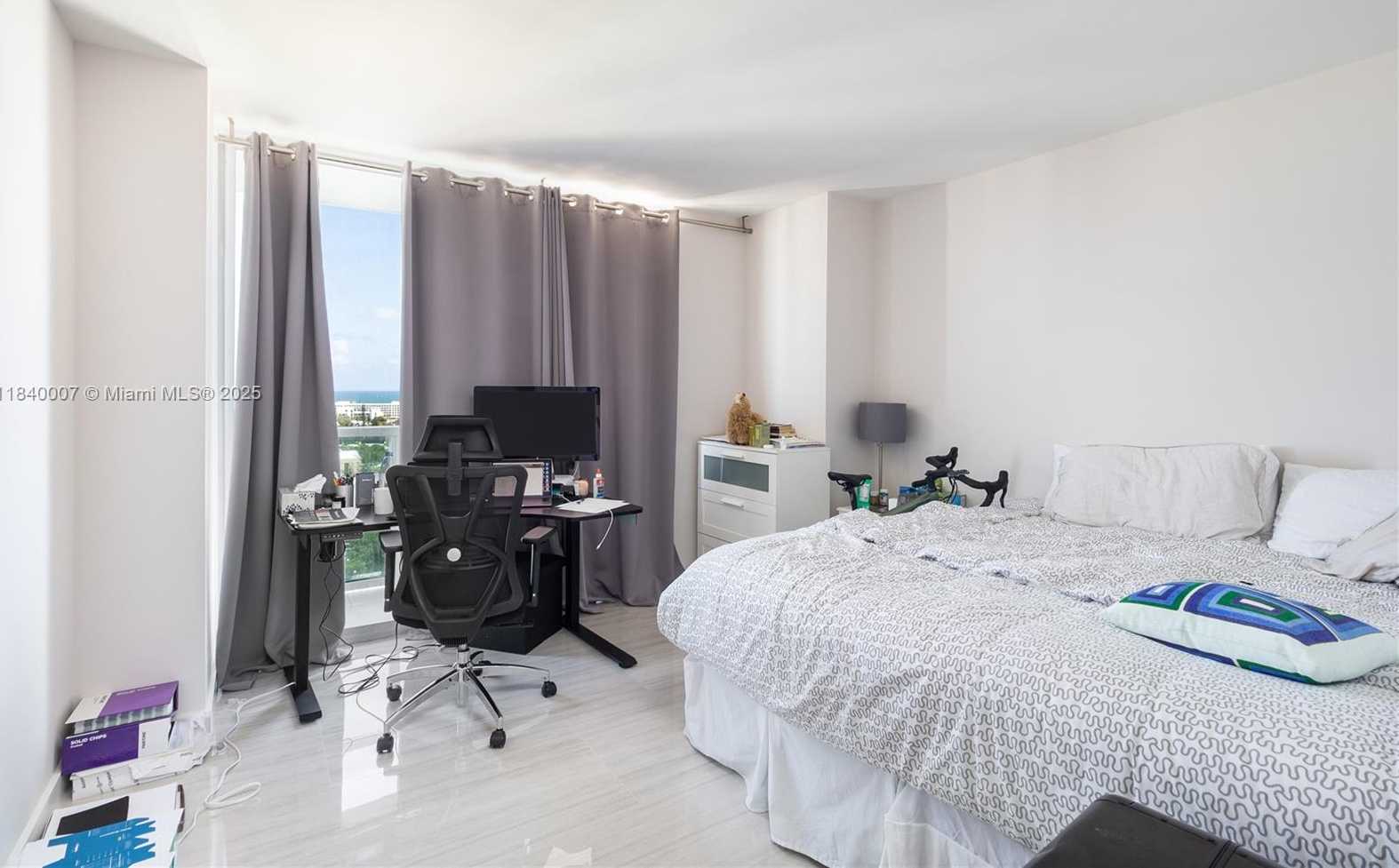 Small Image of 650 WEST AVE #1708, Miami Beach Number 17