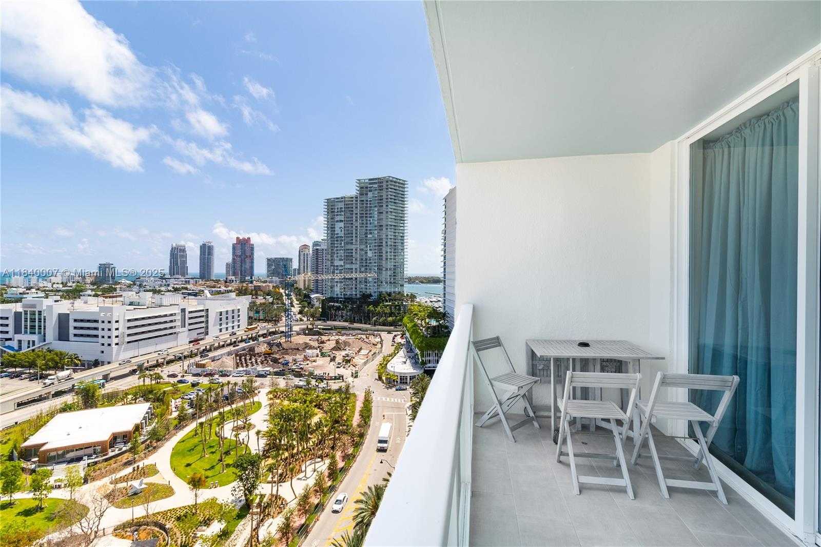 Small Image of 650 WEST AVE #1708, Miami Beach Number 21