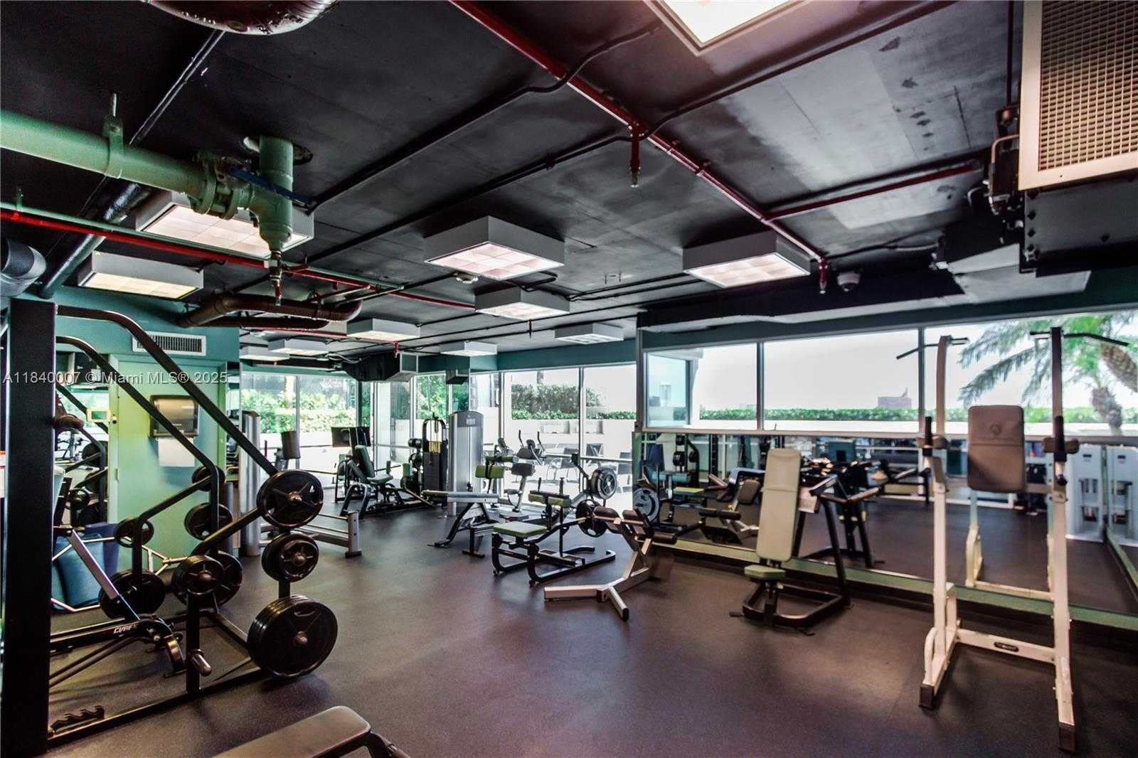 Small Image of 650 WEST AVE #1708, Miami Beach Number 27