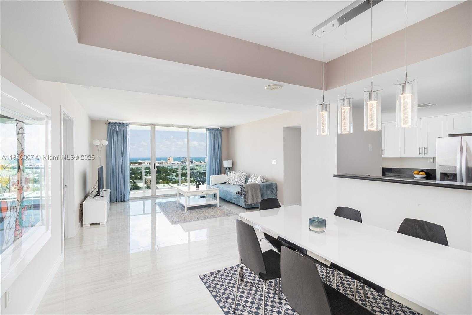 Small Image of 650 WEST AVE #1708, Miami Beach Number 4