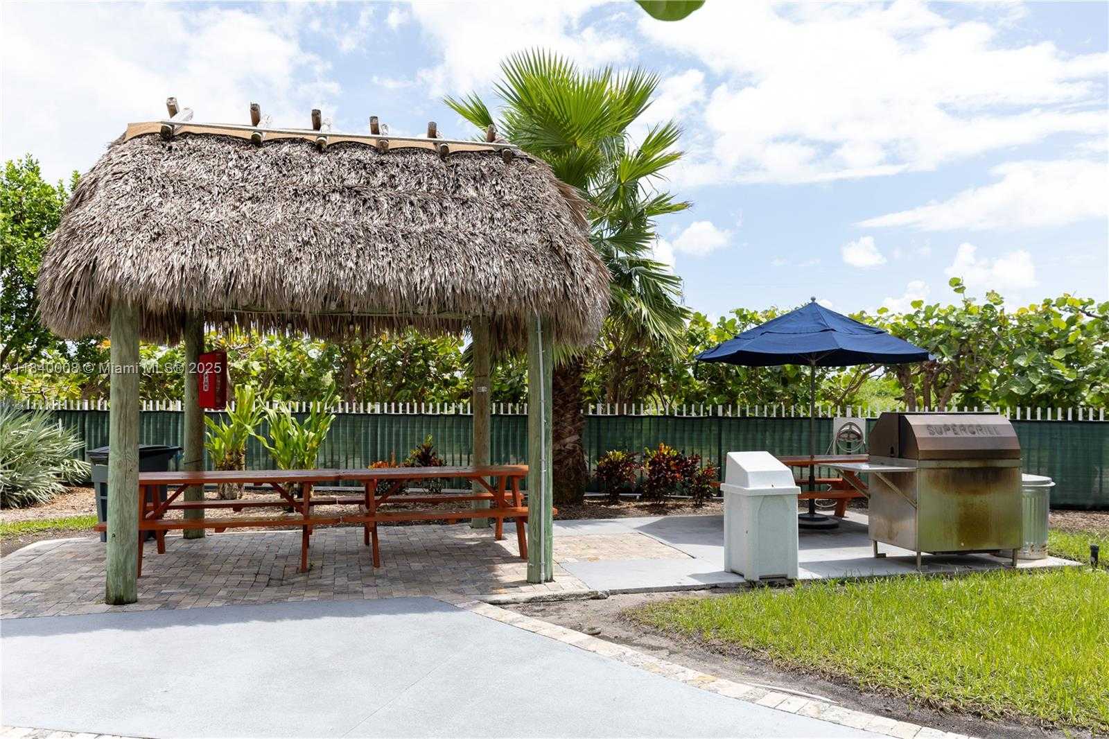 Small Image of 6423 COLLINS AVE #1101, Miami Beach Number 32