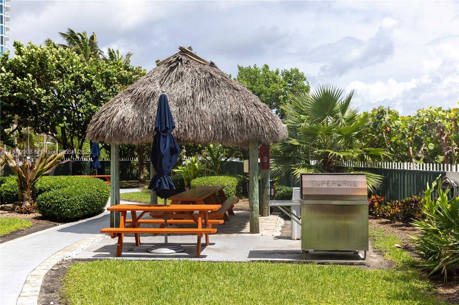 Small Image of 6423 COLLINS AVE #1101, Miami Beach Number 34
