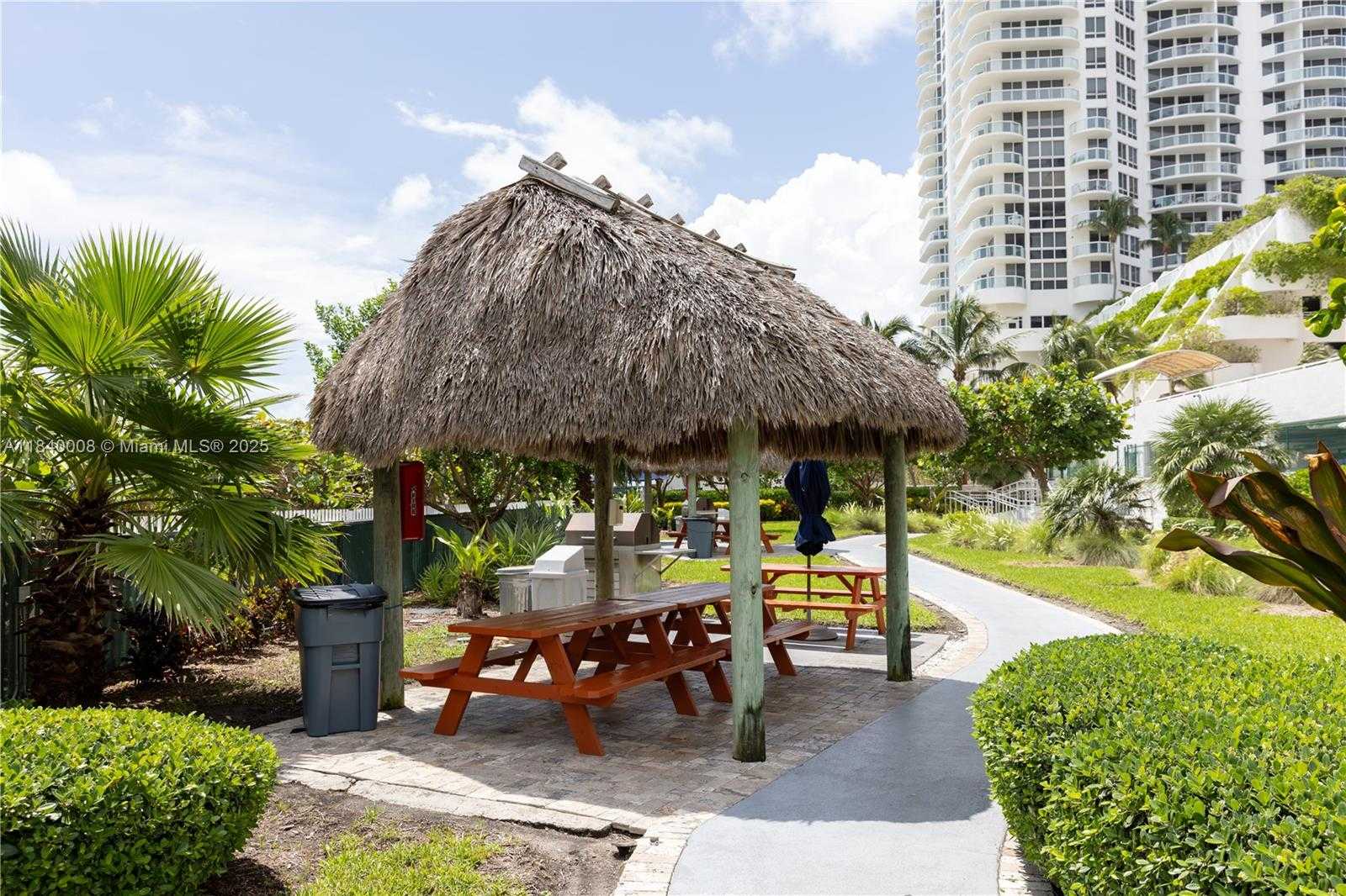 Small Image of 6423 COLLINS AVE #1101, Miami Beach Number 35