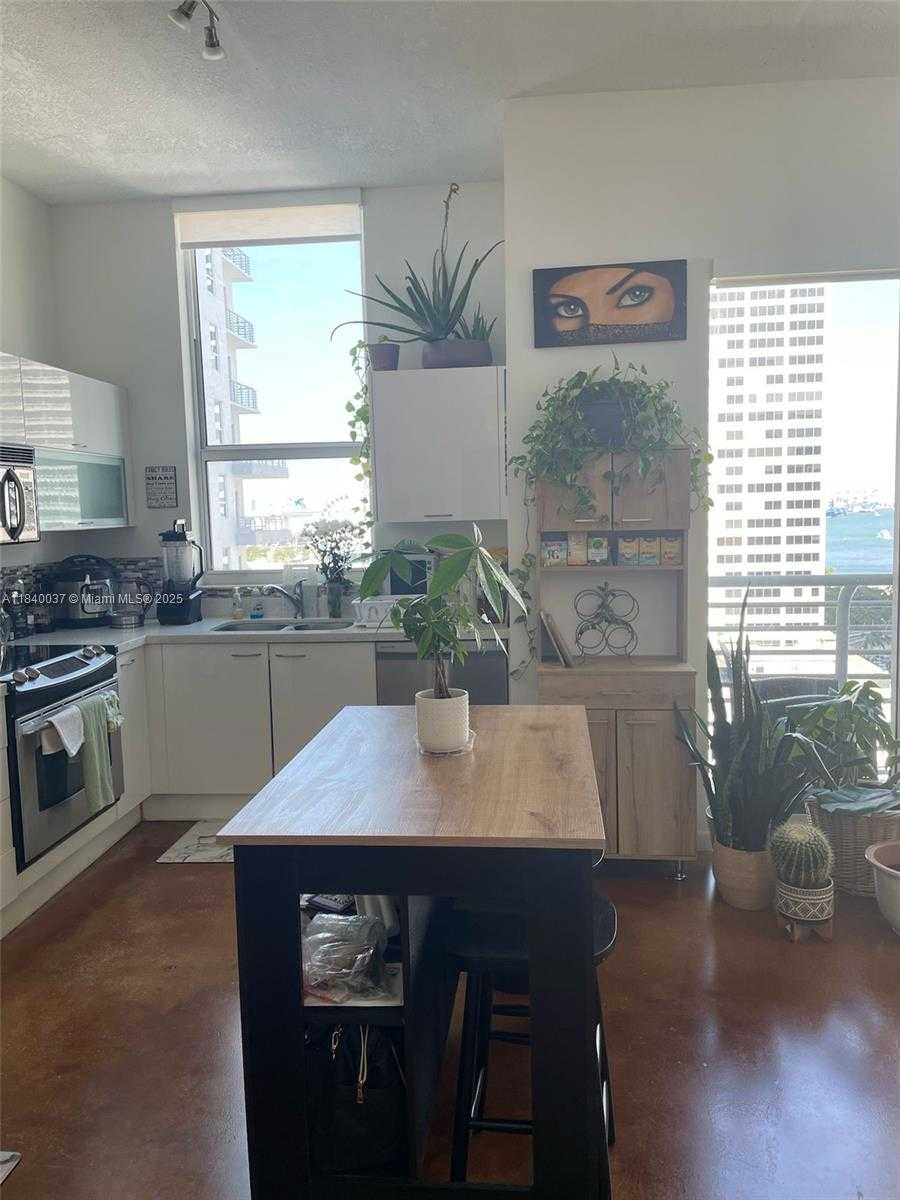 Small Image of 133 NORTH EAST 2ND AVE #1512, Miami Number 8
