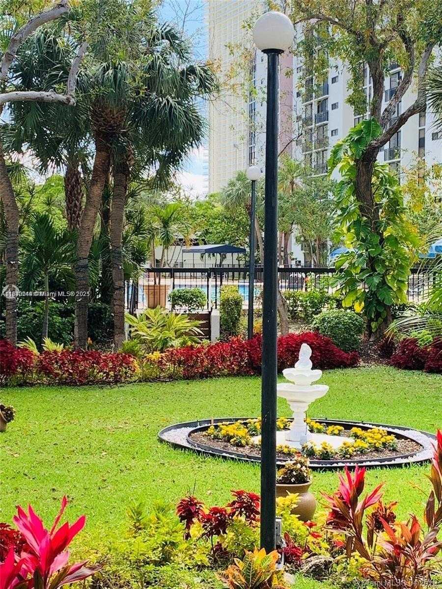 Small Image of 17021 NORTH BAY RD #221, Sunny Isles Beach Number 17