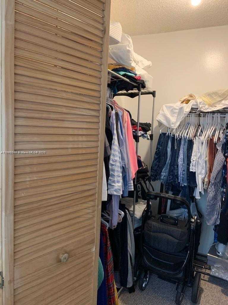 Small Image of 17021 NORTH BAY RD #221, Sunny Isles Beach Number 9