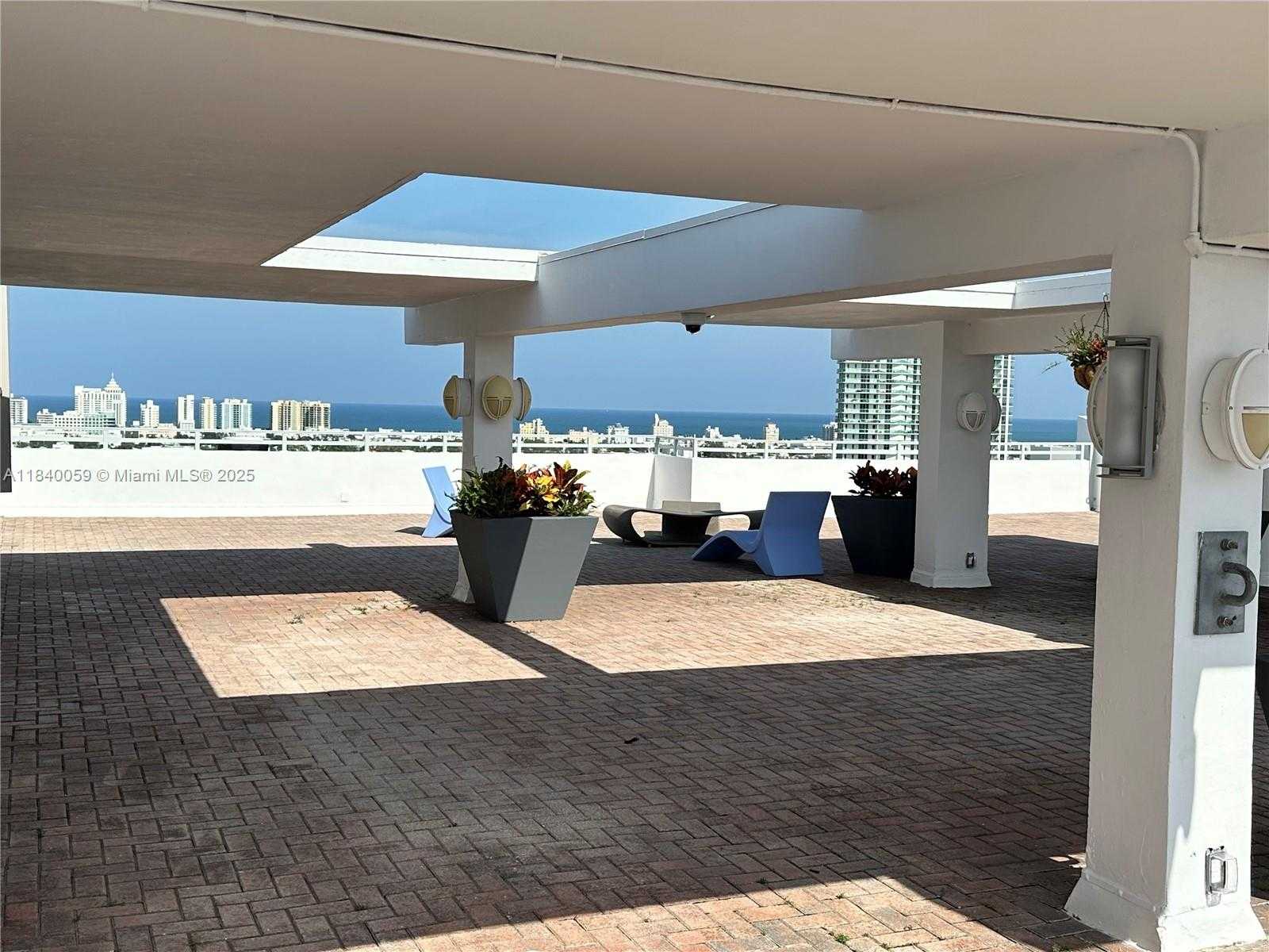 Small Image of 11 ISLAND AVE #1210, Miami Beach Number 31