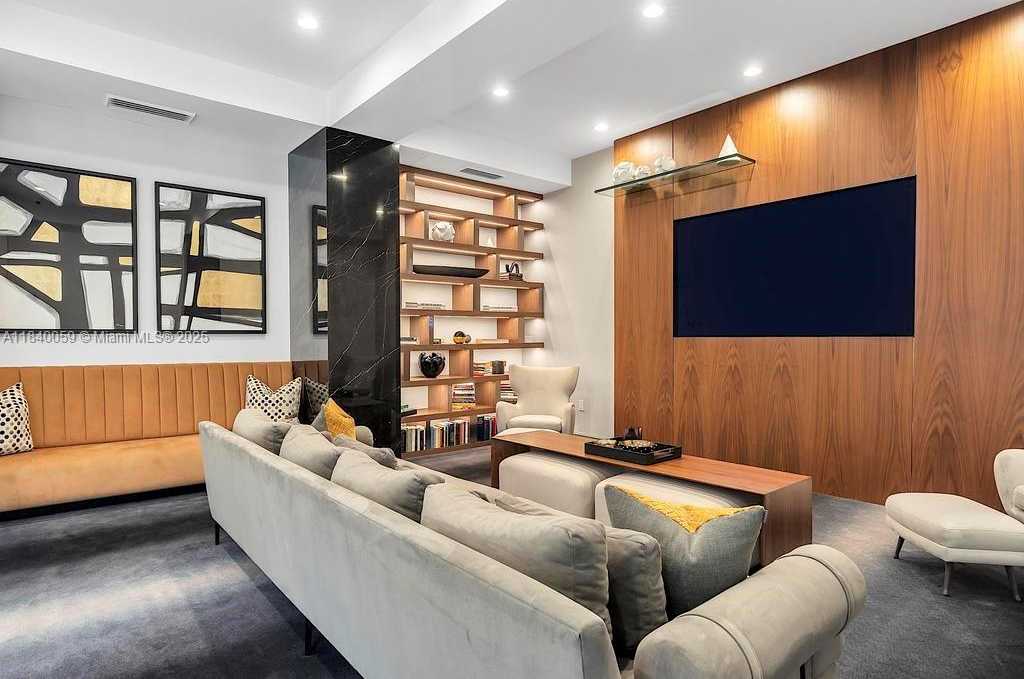 Small Image of 11 ISLAND AVE #1210, Miami Beach Number 44
