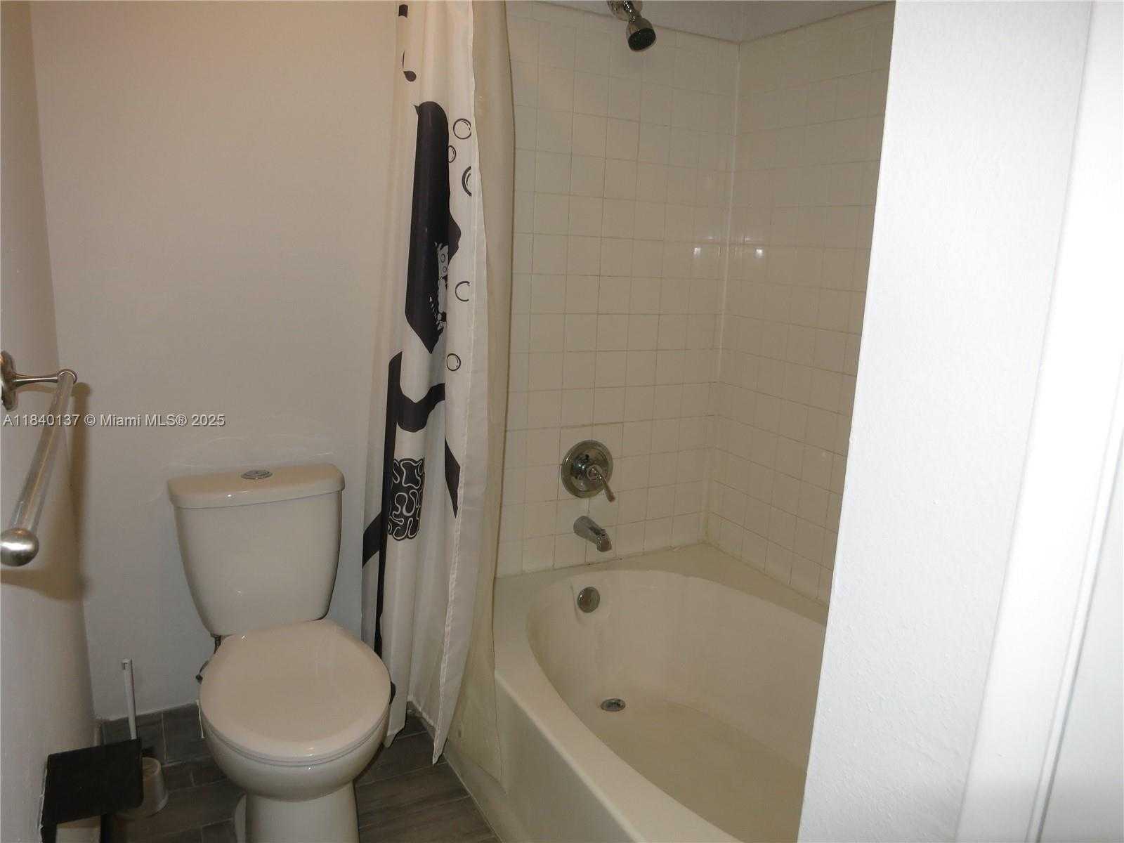 Small Image of 10440 SOUTH WEST 156TH CT #713, Miami Number 9