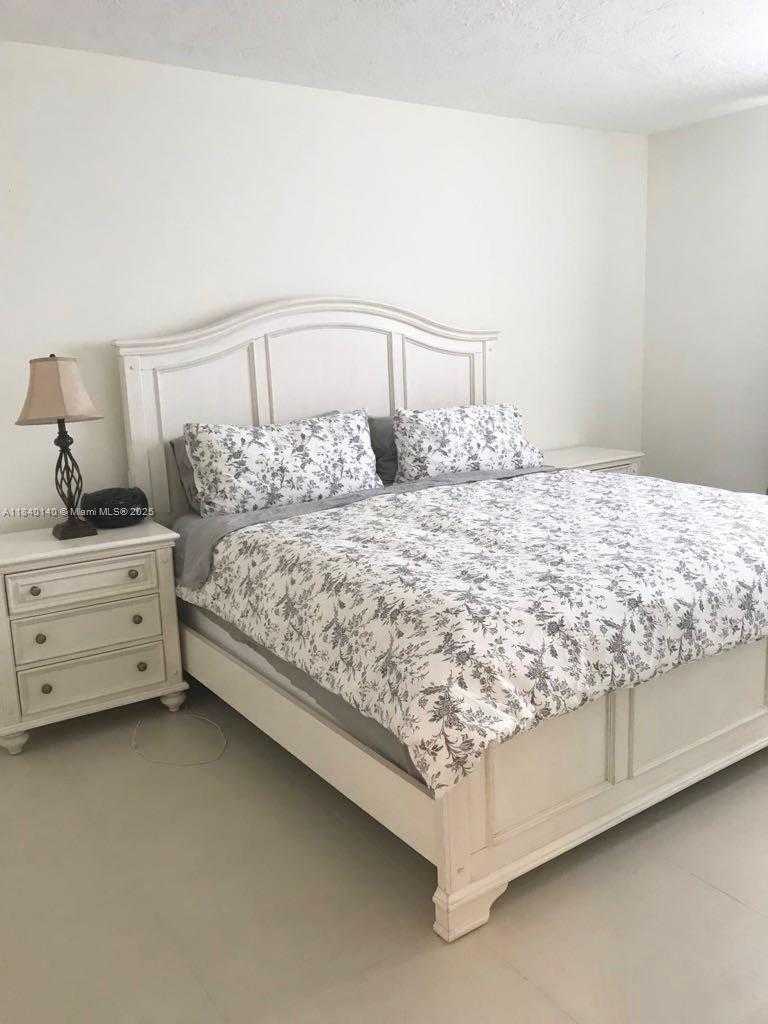Small Image of 3001 SOUTH OCEAN DR #545, Hollywood Number 6