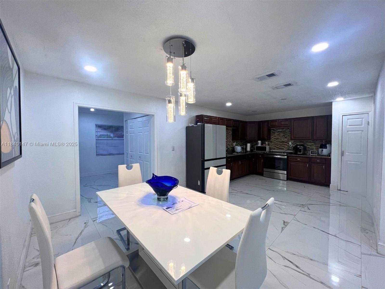 Small Image of 2001 SOUTH WEST 85TH AVE, North Lauderdale Number 8