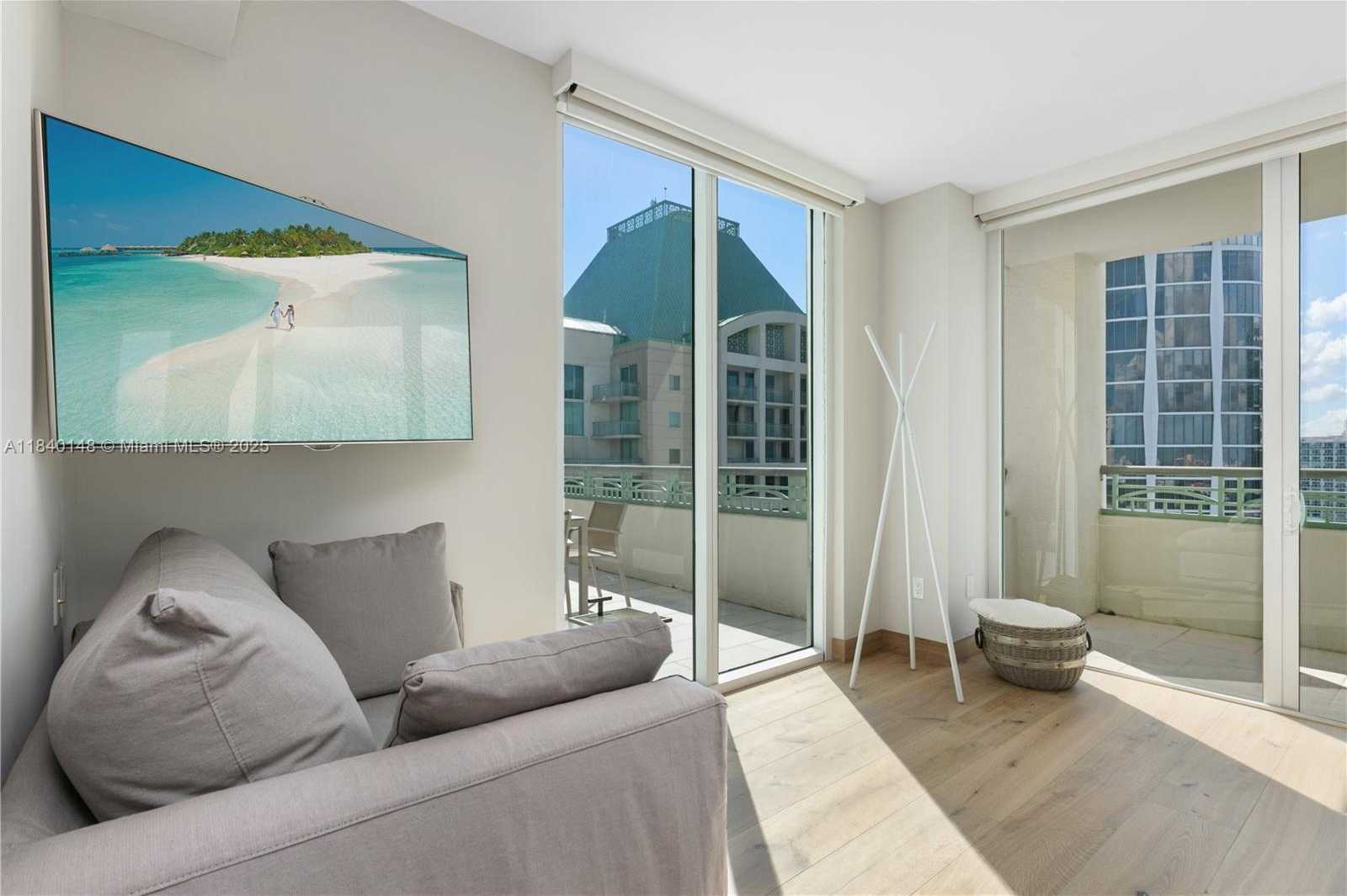 Small Image of 3350 SOUTH WEST 27TH AVE #2002, Miami Number 39