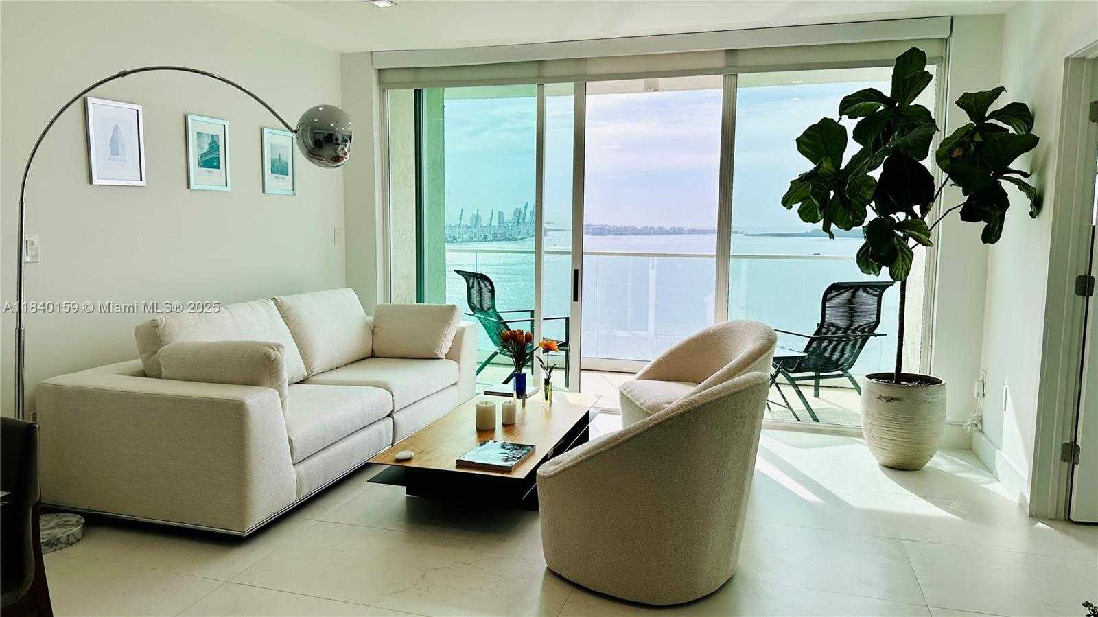 Small Image of 800 CLAUGHTON ISLAND DR #1903, Miami Number 23