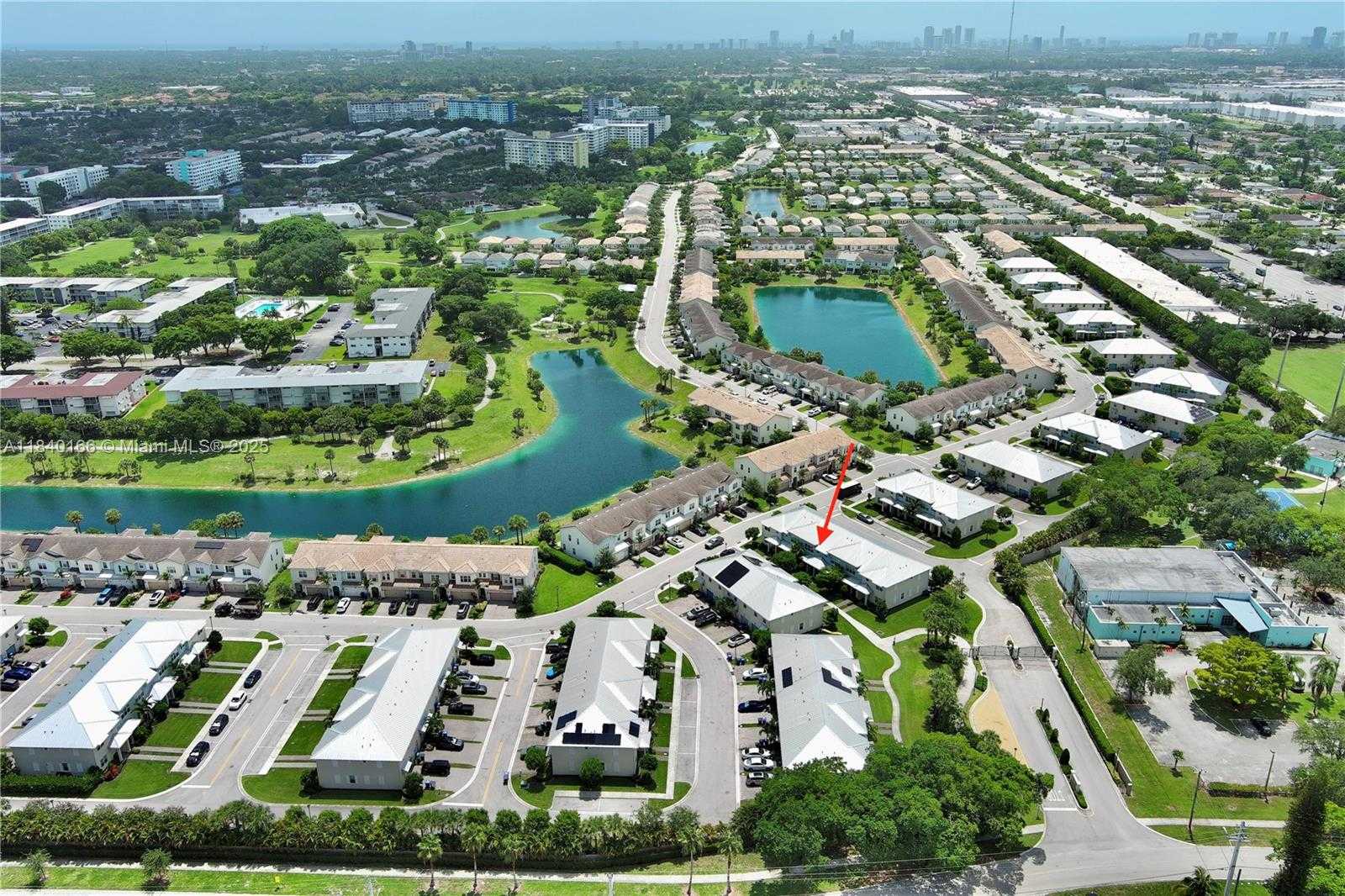 Small Image of 5140 EUCALYPTUS DR #3, Hollywood Number 26