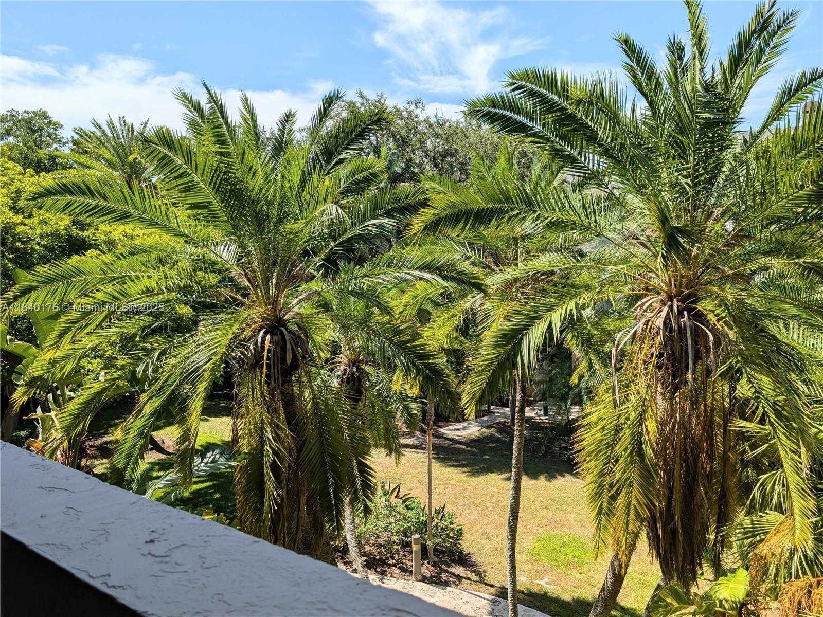 Small Image of 181 CRANDON BLVD #206, Key Biscayne Number 20