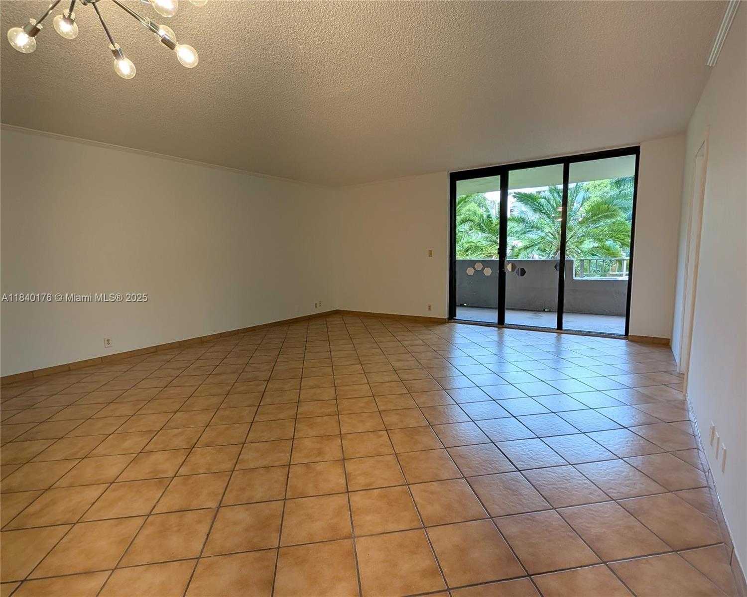 Small Image of 181 CRANDON BLVD #206, Key Biscayne Number 4