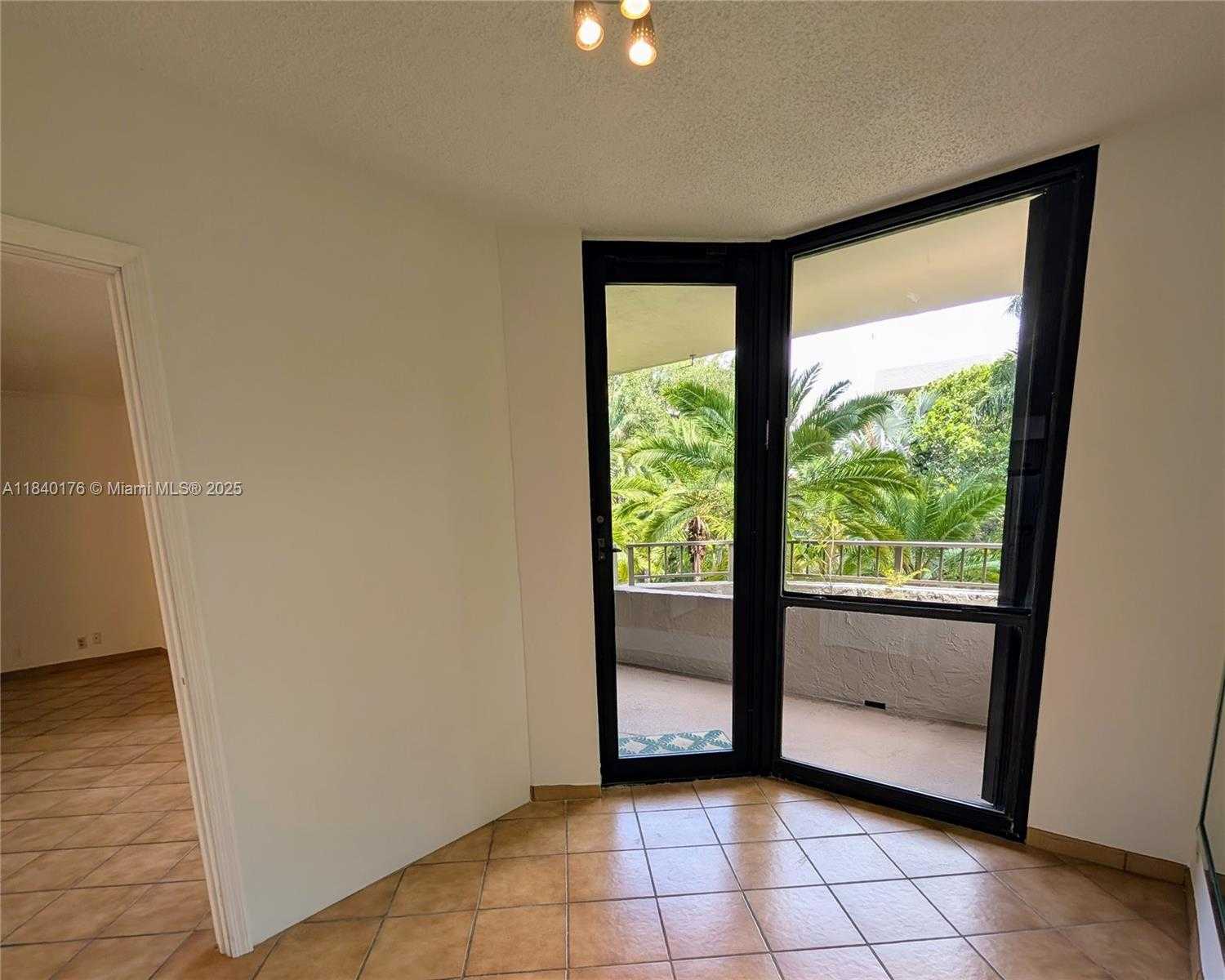 Small Image of 181 CRANDON BLVD #206, Key Biscayne Number 7