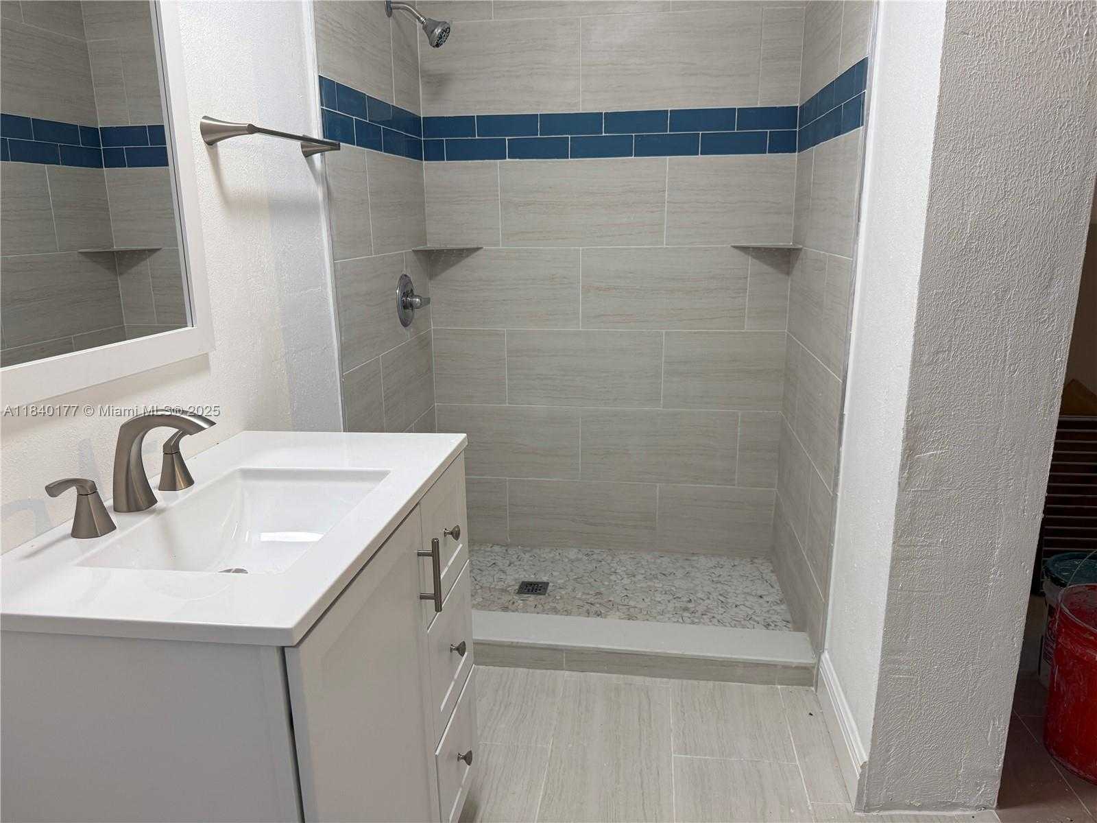 Small Image of 5901 NORTH EAST 4TH AVE #1, Oakland Park Number 9