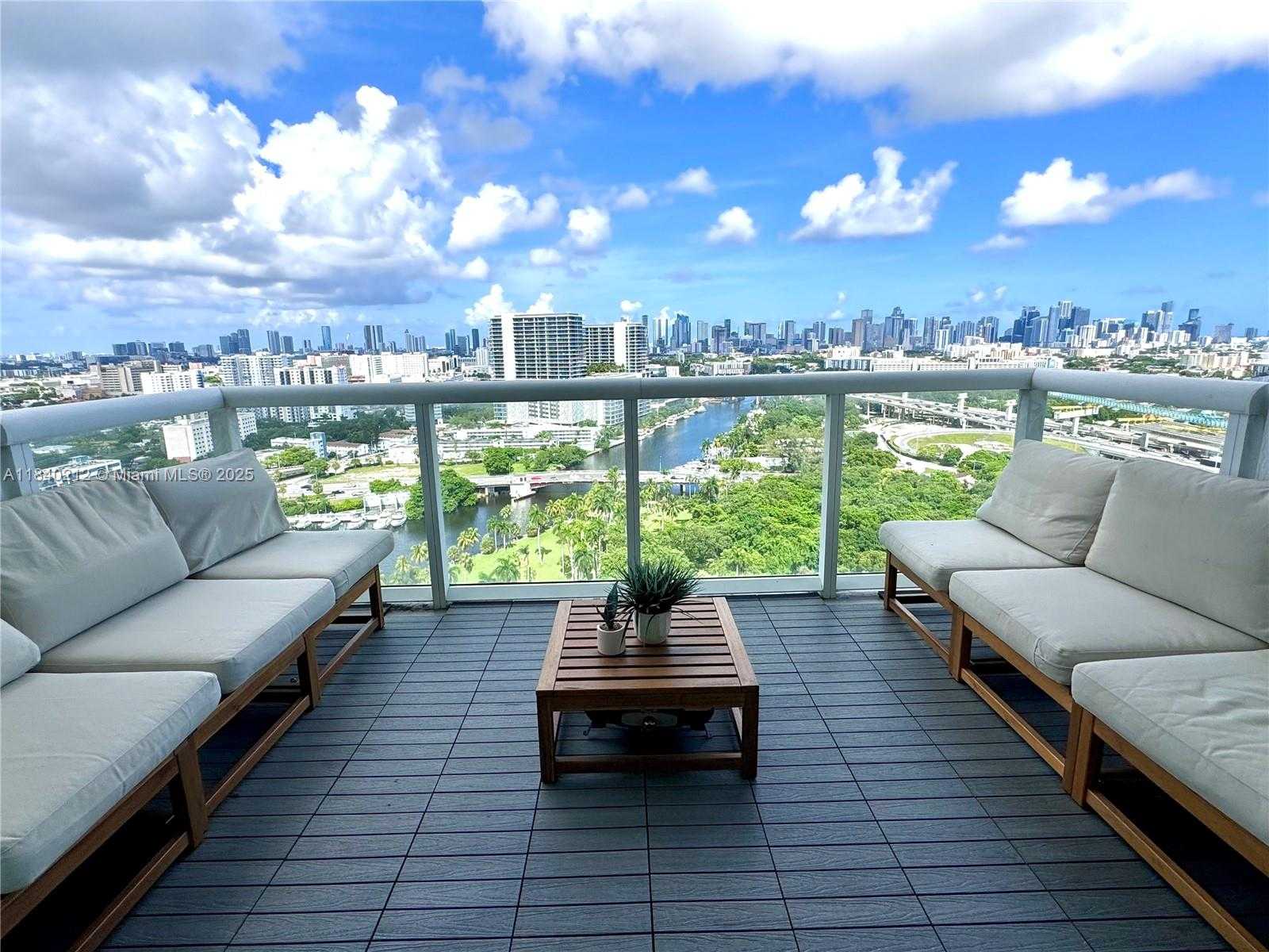 Small Image of 1861 NORTH WEST S RIVER DR #2609, Miami Number 11
